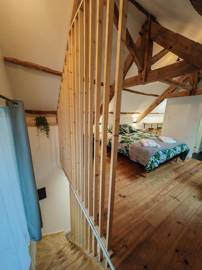 A La Memoire De Merlin & Spa Saint-Malon-sur-Mel Eksteriør bilde